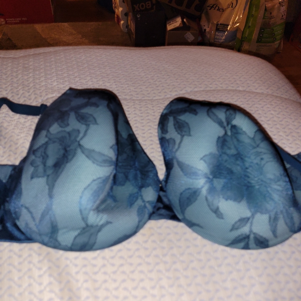 Cacique 40g invisible lace full coverage back smoothung
